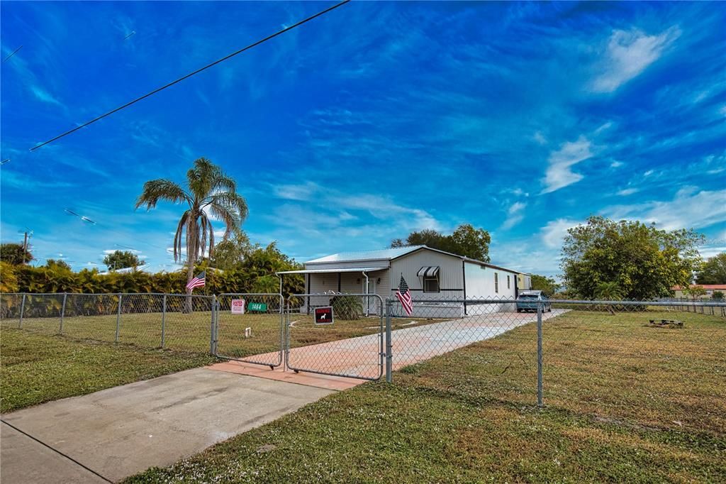 En Venta: $139,000 (2 camas, 2 baños, 1315 Pies cuadrados)