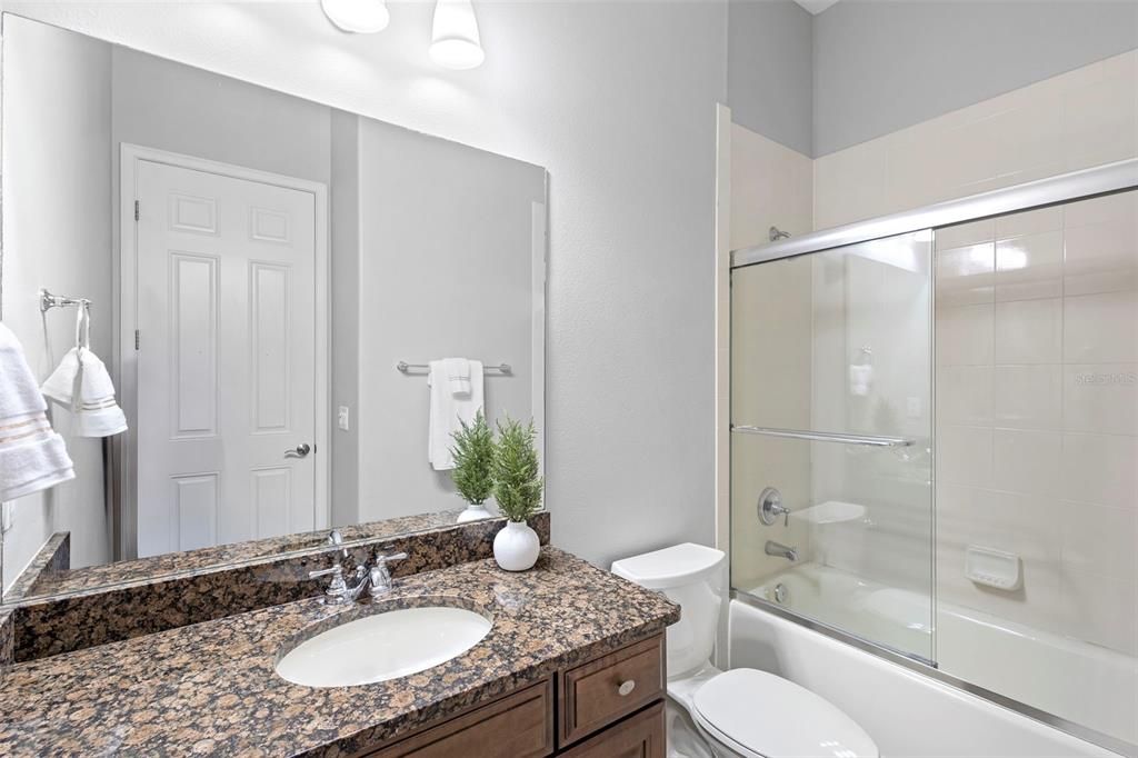 En Venta: $440,000 (3 camas, 3 baños, 2312 Pies cuadrados)