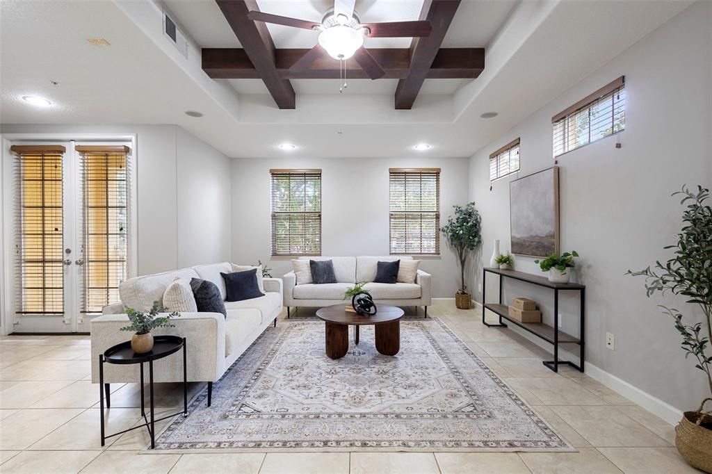 En Venta: $440,000 (3 camas, 3 baños, 2312 Pies cuadrados)