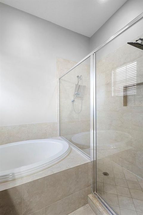 En Venta: $440,000 (3 camas, 3 baños, 2312 Pies cuadrados)