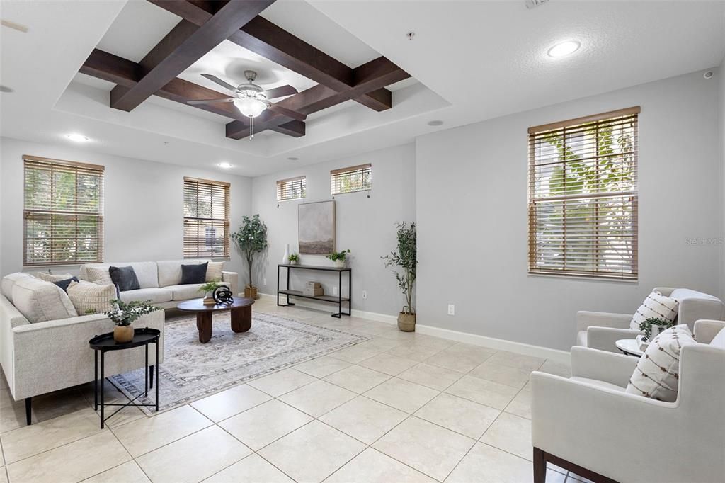 En Venta: $440,000 (3 camas, 3 baños, 2312 Pies cuadrados)