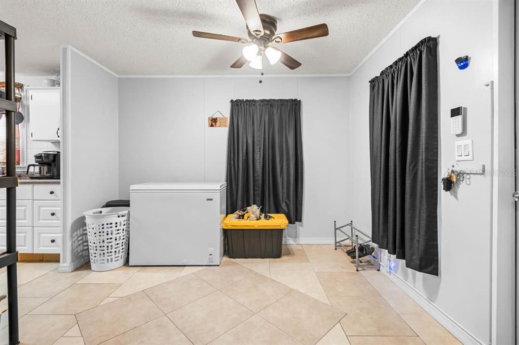 En Venta: $225,000 (3 camas, 2 baños, 1485 Pies cuadrados)