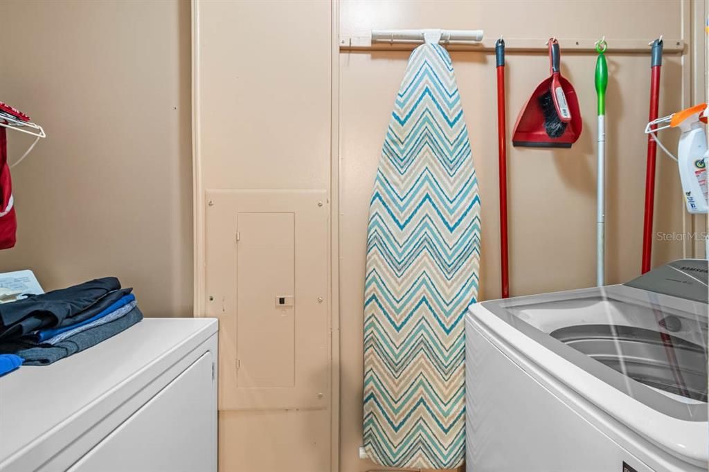 En Venta: $225,000 (3 camas, 2 baños, 1485 Pies cuadrados)