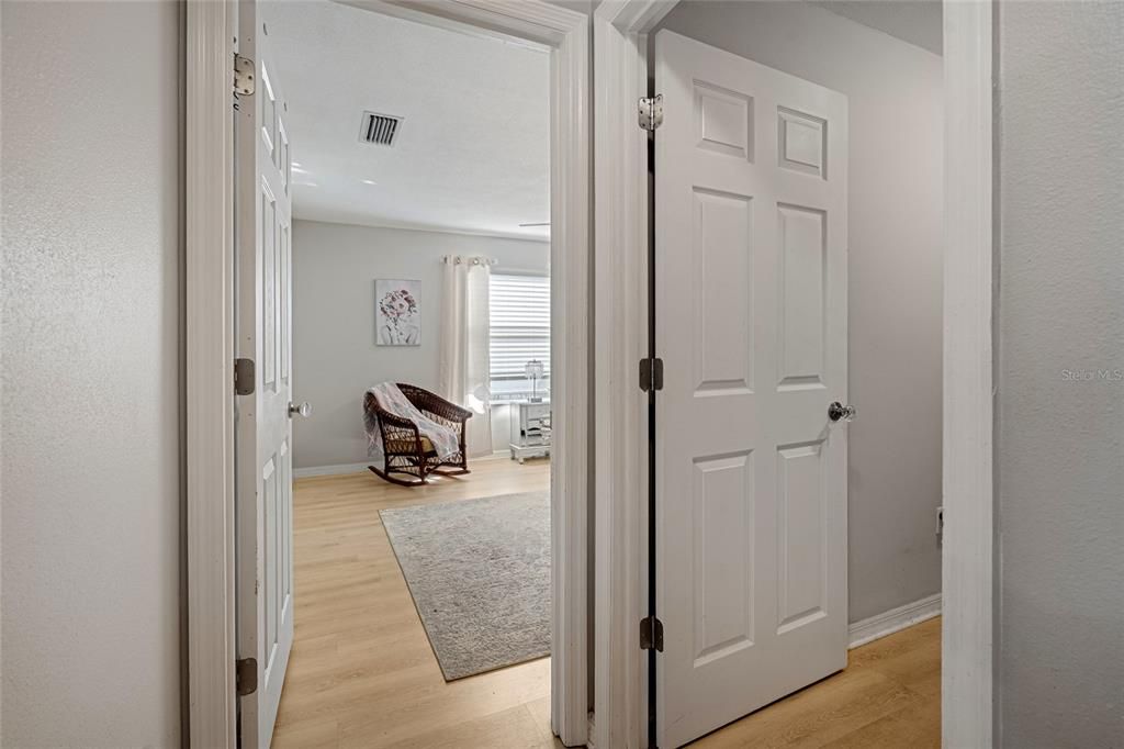 待售: $329,900 (2 贝兹, 2 浴室, 1314 平方英尺)