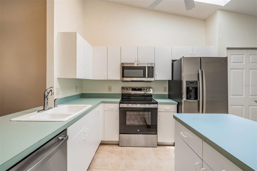 En Renta: $2,500 (3 camas, 2 baños, 1465 Pies cuadrados)