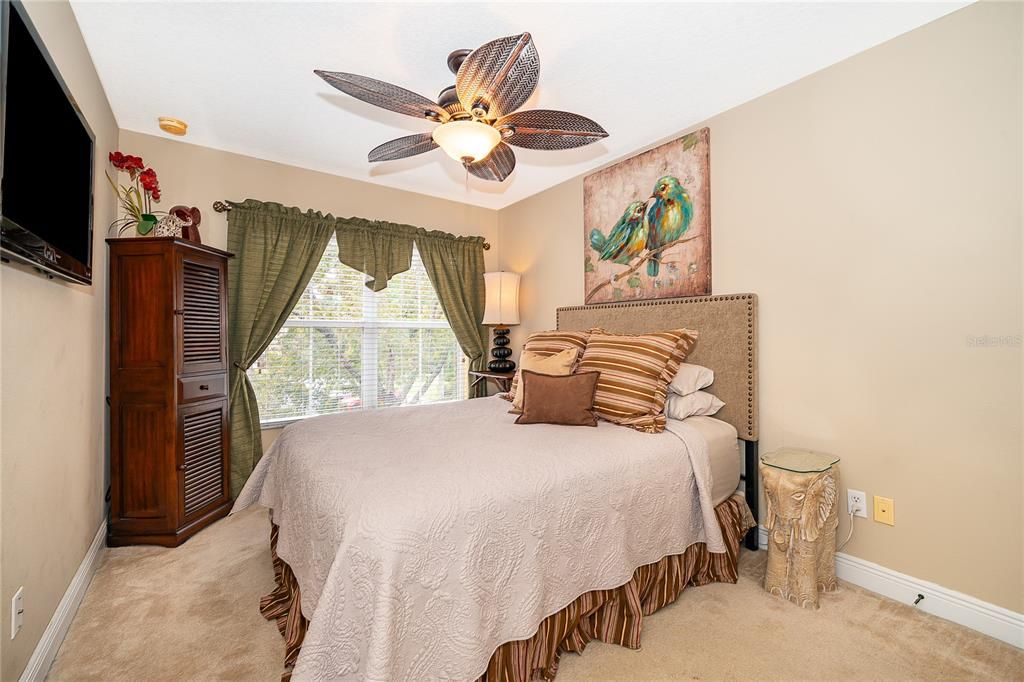 待售: $355,000 (3 贝兹, 2 浴室, 1671 平方英尺)