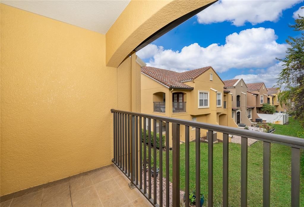 待售: $355,000 (3 贝兹, 2 浴室, 1671 平方英尺)