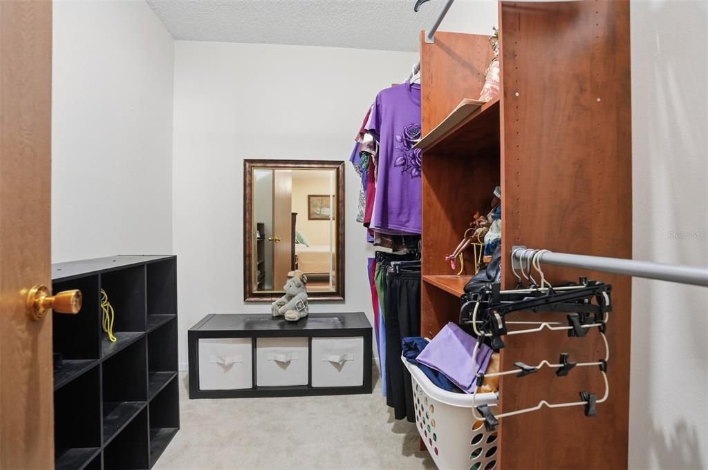 待售: $260,000 (3 贝兹, 2 浴室, 1268 平方英尺)