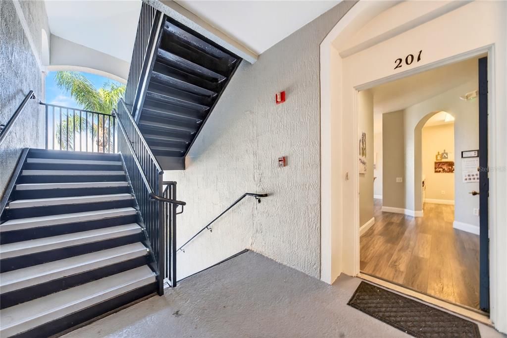 For Sale: $259,900 (3 beds, 2 baths, 1268 Square Feet)