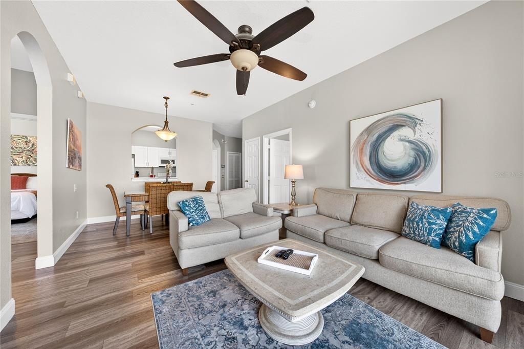 For Sale: $259,900 (3 beds, 2 baths, 1268 Square Feet)