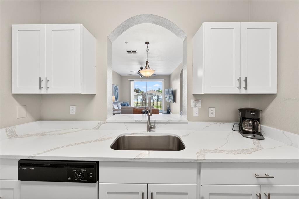 For Sale: $259,900 (3 beds, 2 baths, 1268 Square Feet)