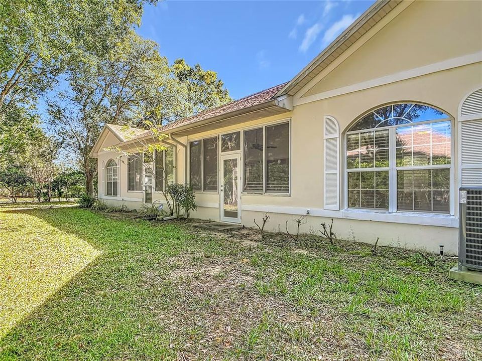 En Venta: $279,900 (2 camas, 2 baños, 1393 Pies cuadrados)