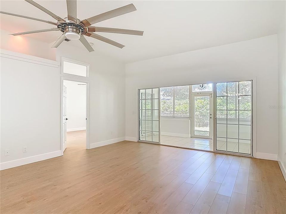 En Venta: $279,900 (2 camas, 2 baños, 1393 Pies cuadrados)