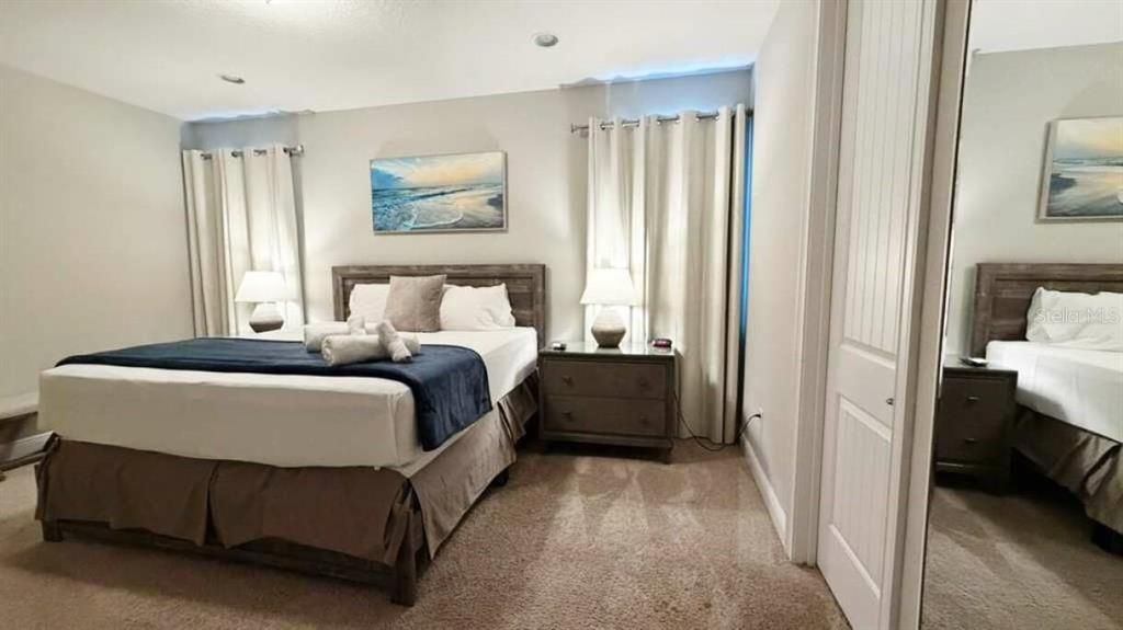 For Sale: $777,000 (6 beds, 6 baths, 3317 Square Feet)