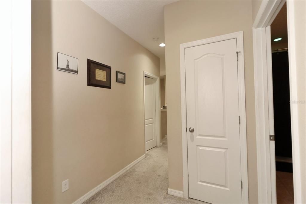 На продажу: $295,000 (3 спален, 2 ванн, 1658 Квадратных фут)