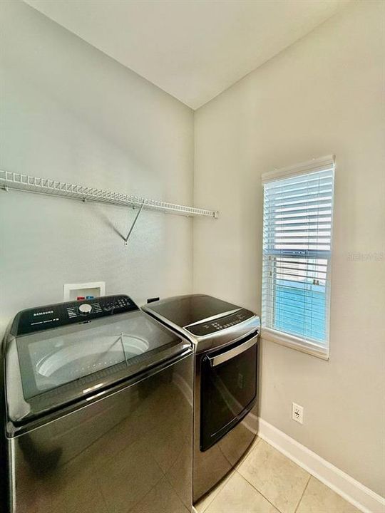 出租: $2,700 (4 贝兹, 3 浴室, 2026 平方英尺)