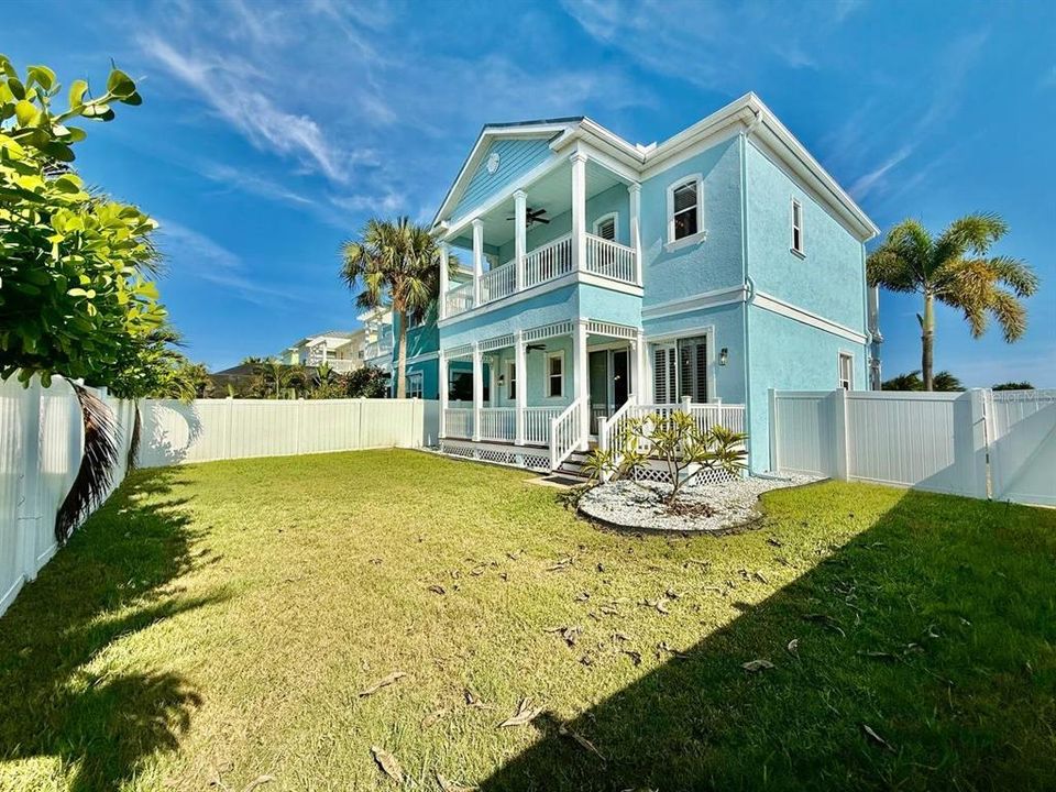 出租: $2,700 (4 贝兹, 3 浴室, 2026 平方英尺)