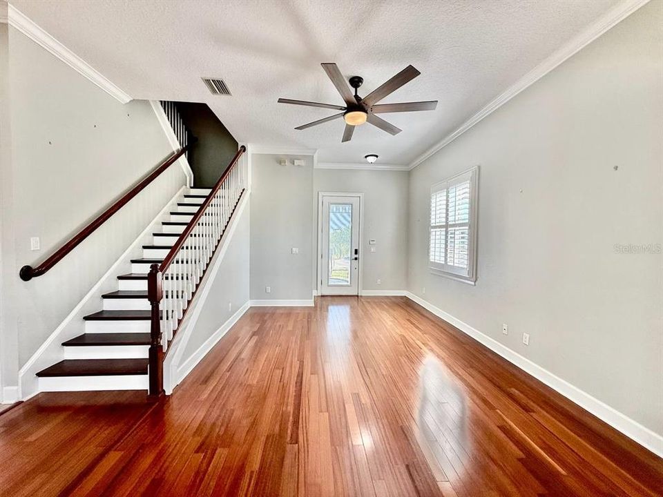 出租: $2,700 (4 贝兹, 3 浴室, 2026 平方英尺)