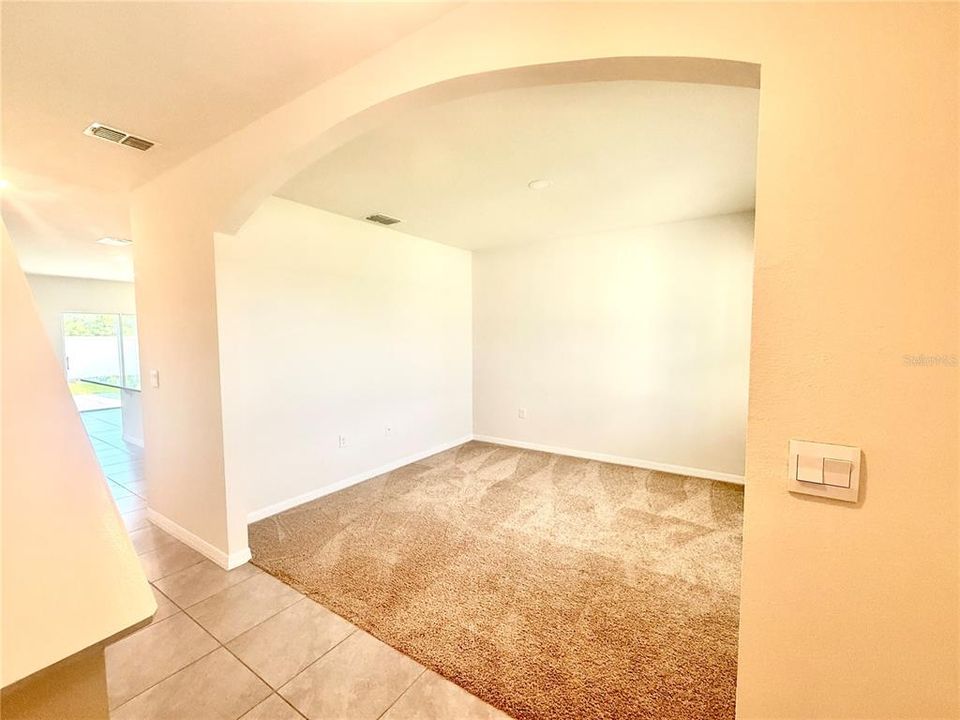 For Rent: $2,690 (5 beds, 3 baths, 2807 Square Feet)