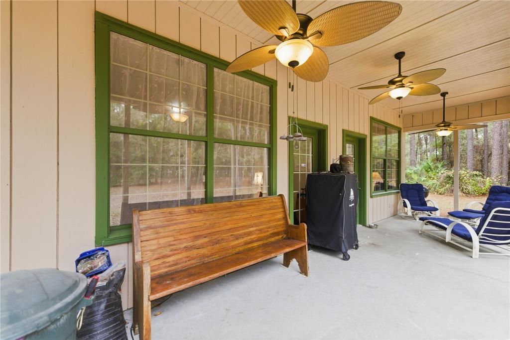 For Sale: $449,000 (4 beds, 3 baths, 2836 Square Feet)