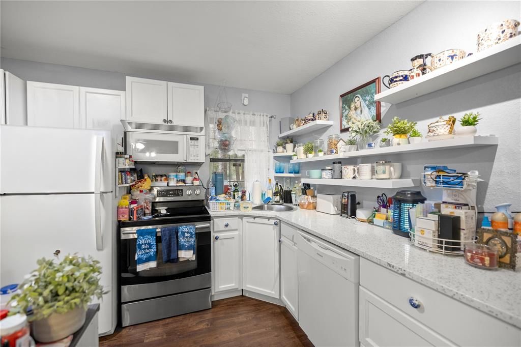 For Sale: $449,000 (4 beds, 3 baths, 2836 Square Feet)