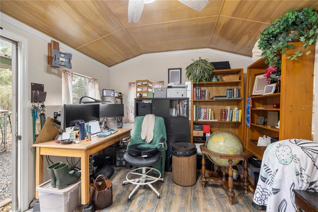 For Sale: $449,000 (4 beds, 3 baths, 2836 Square Feet)