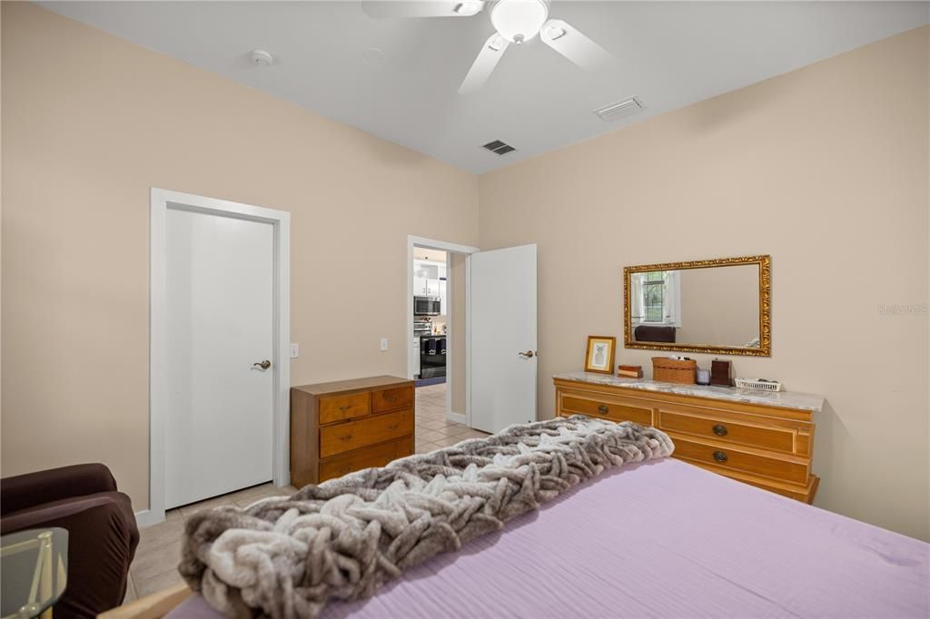 For Sale: $449,000 (4 beds, 3 baths, 2836 Square Feet)