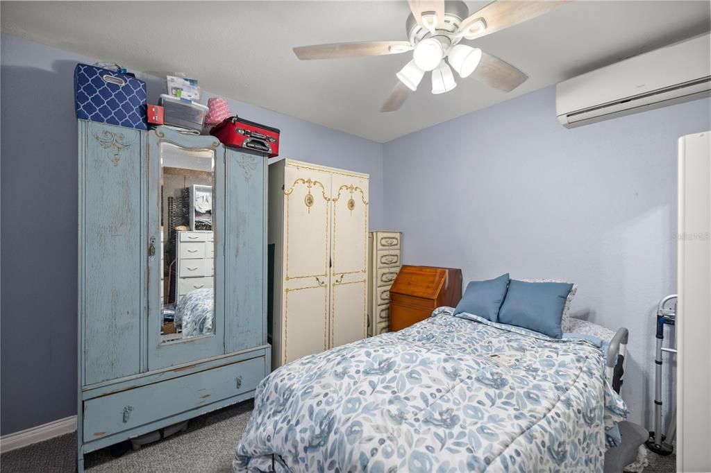 For Sale: $449,000 (4 beds, 3 baths, 2836 Square Feet)