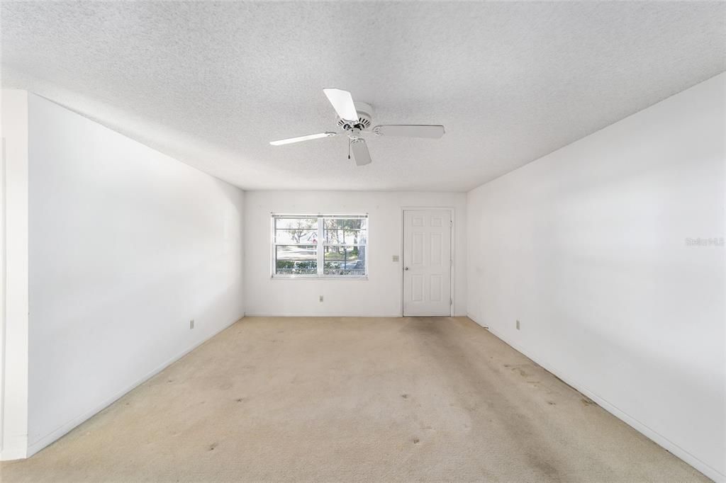 待售: $150,000 (2 贝兹, 2 浴室, 1409 平方英尺)