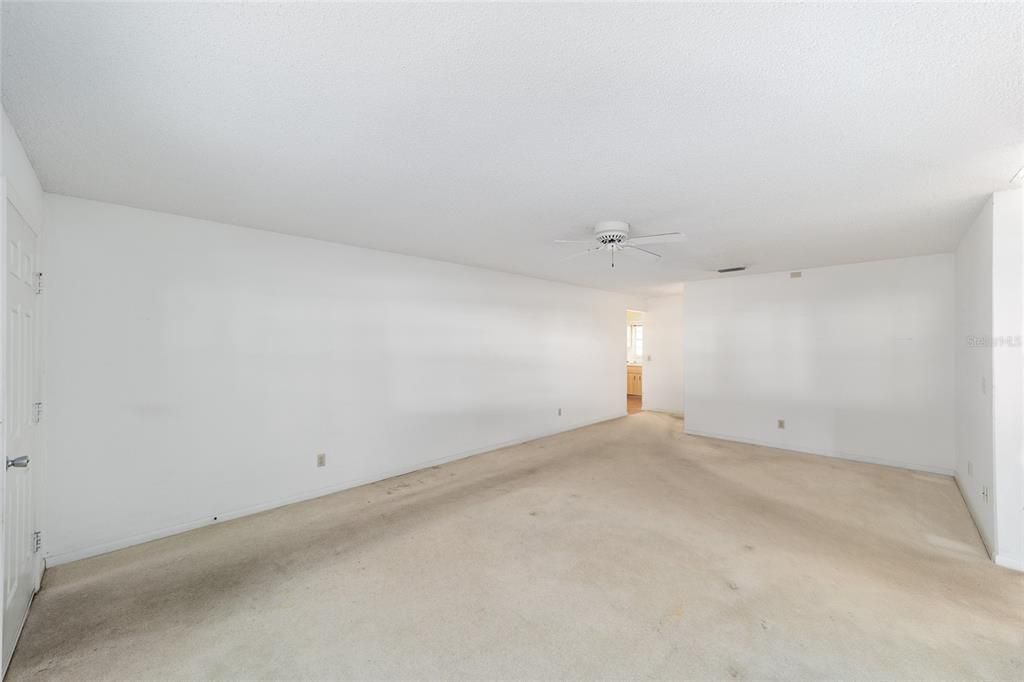 待售: $150,000 (2 贝兹, 2 浴室, 1409 平方英尺)