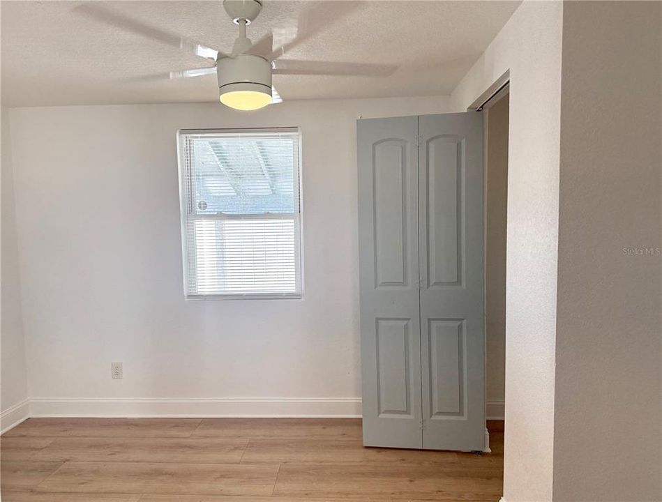 待售: $299,900 (3 贝兹, 2 浴室, 1223 平方英尺)