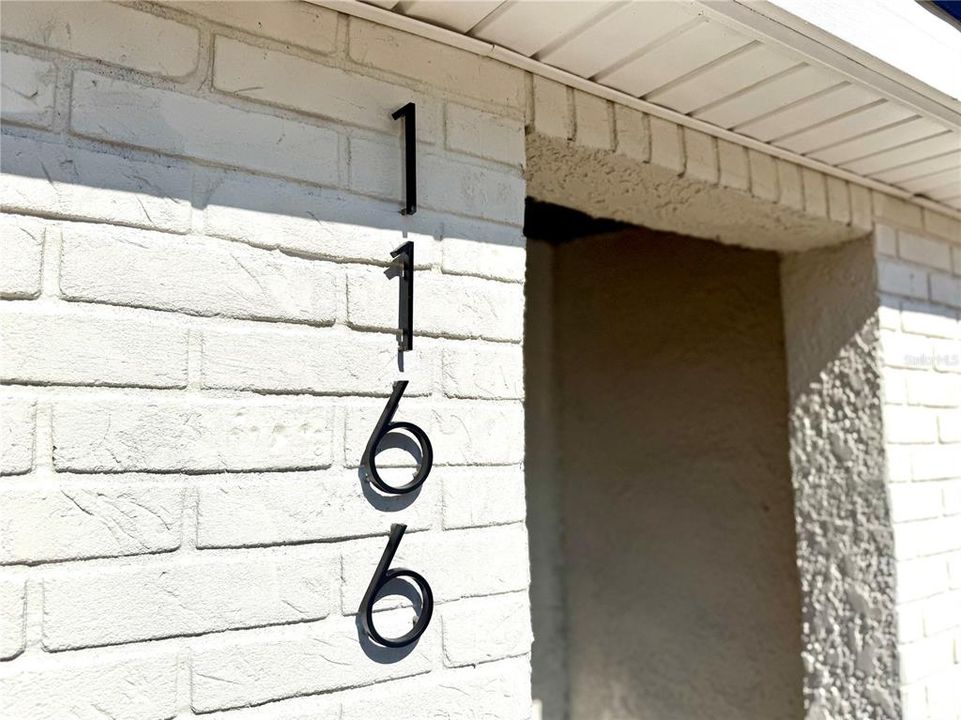 待售: $299,900 (3 贝兹, 2 浴室, 1223 平方英尺)