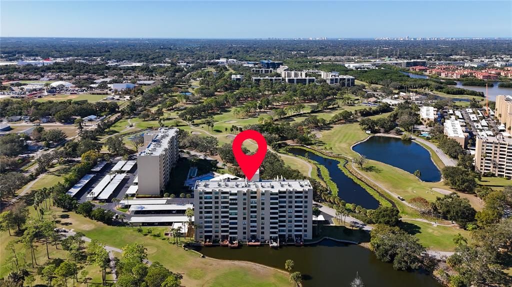 待售: $169,000 (1 贝兹, 1 浴室, 810 平方英尺)