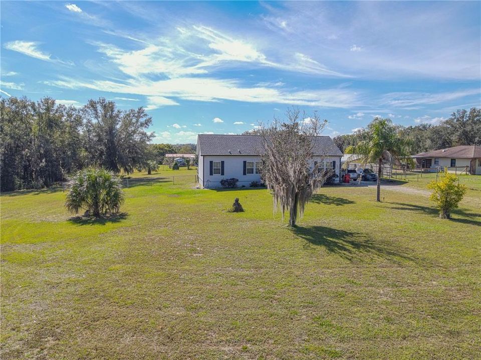 For Sale: $319,999 (3 beds, 2 baths, 1512 Square Feet)