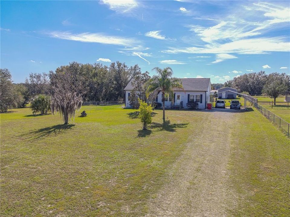 For Sale: $319,999 (3 beds, 2 baths, 1512 Square Feet)