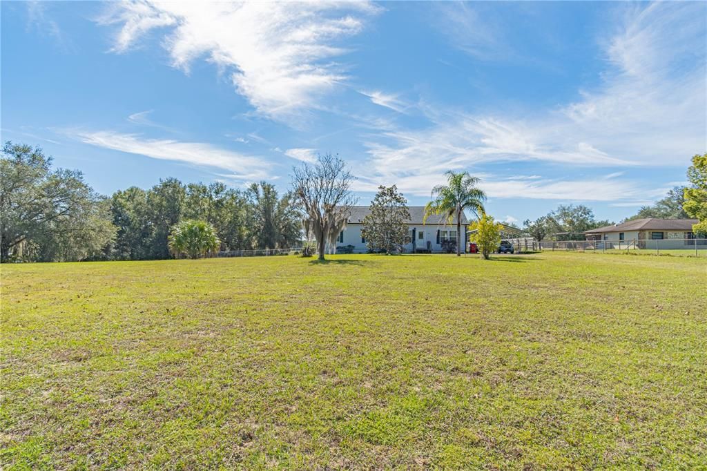 For Sale: $319,999 (3 beds, 2 baths, 1512 Square Feet)