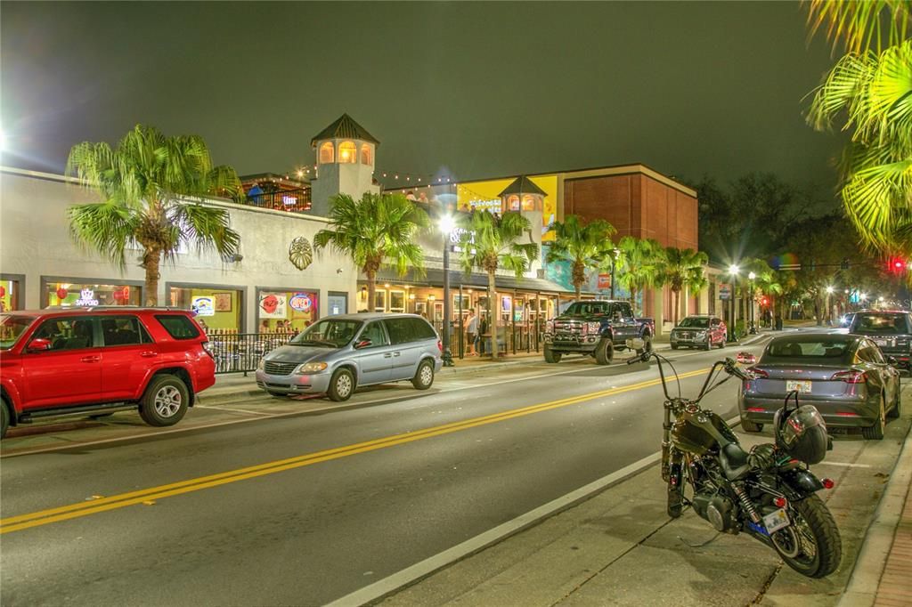 待售: $275,000 (3 贝兹, 2 浴室, 2007 平方英尺)