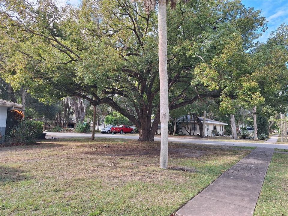 待售: $275,000 (3 贝兹, 2 浴室, 2007 平方英尺)