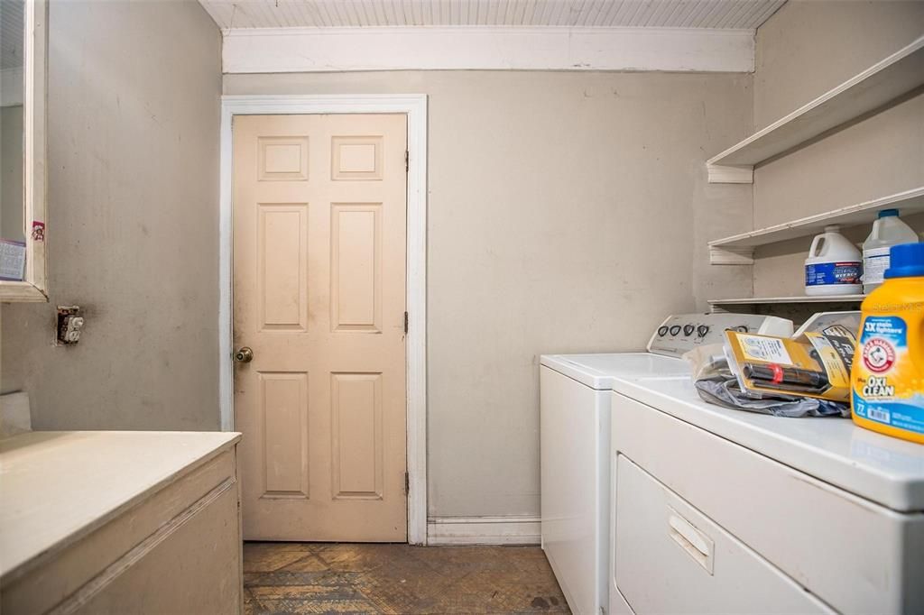 En Venta: $424,900 (0 camas, 0 baños, 2454 Pies cuadrados)