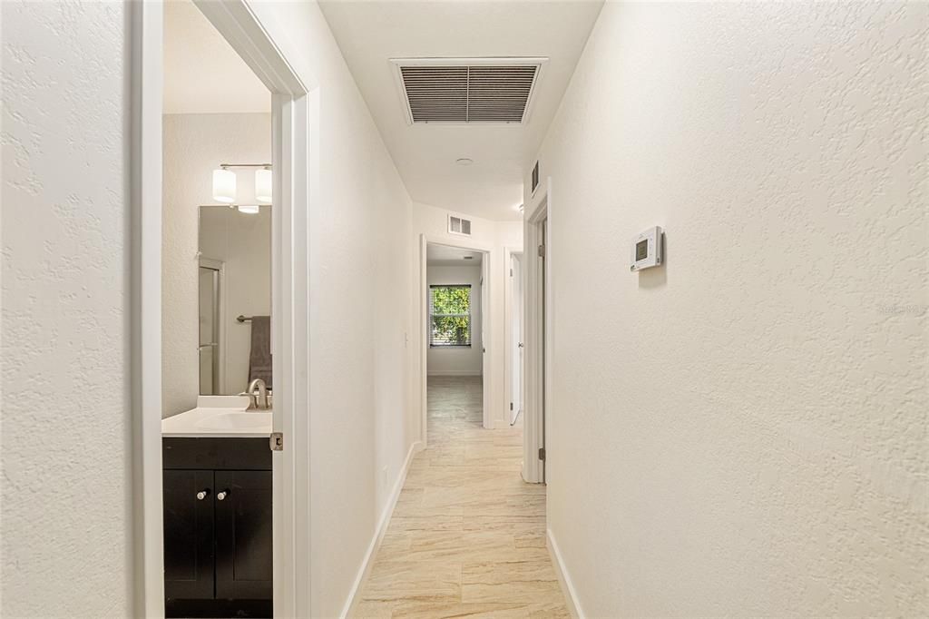 For Sale: $234,900 (3 beds, 2 baths, 1128 Square Feet)