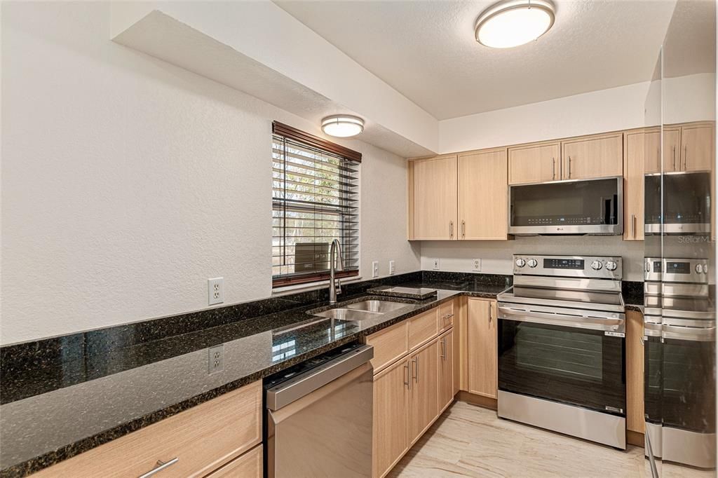 For Sale: $234,900 (3 beds, 2 baths, 1128 Square Feet)