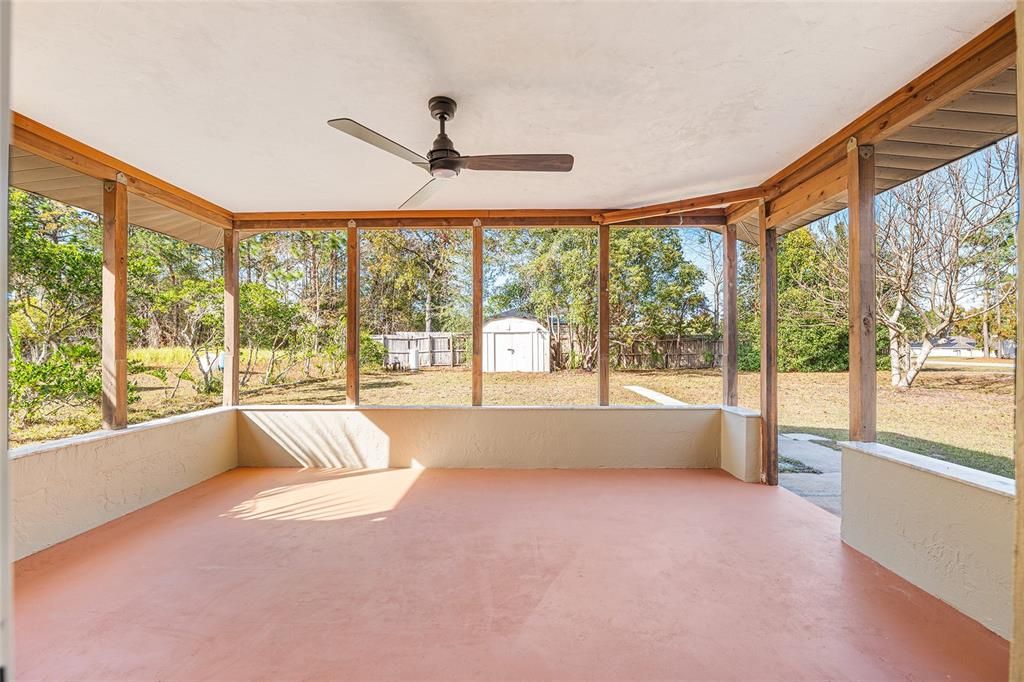 For Sale: $234,900 (3 beds, 2 baths, 1128 Square Feet)