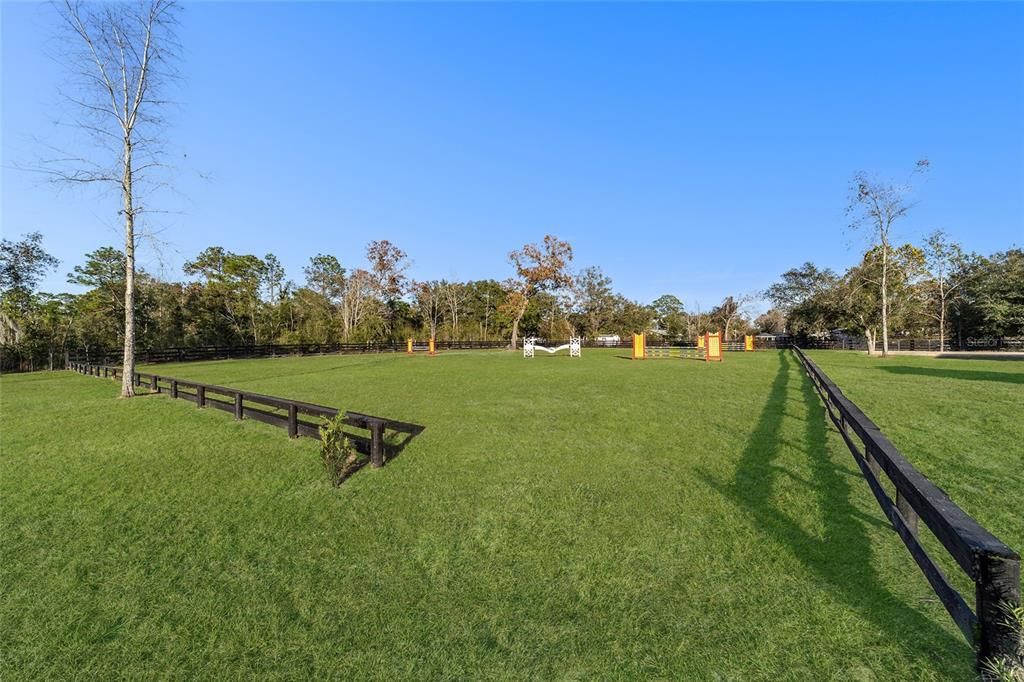 En Venta: $599,900 (3 camas, 2 baños, 1008 Pies cuadrados)