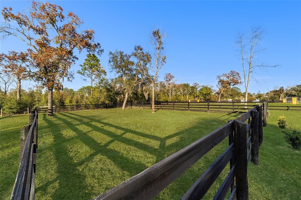 En Venta: $599,900 (3 camas, 2 baños, 1008 Pies cuadrados)