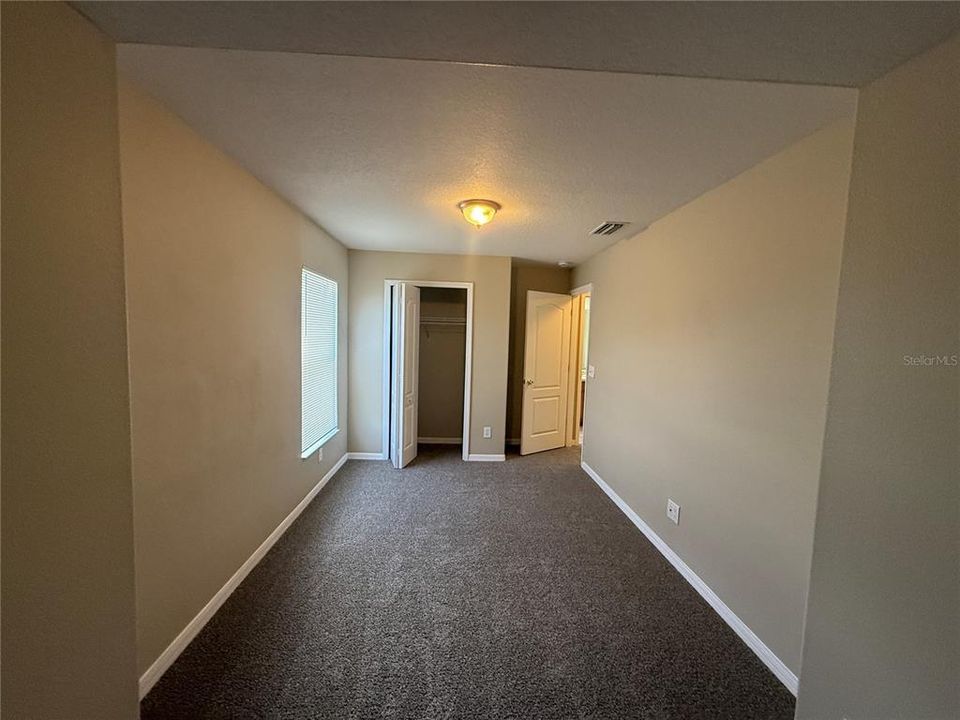 En Venta: $339,900 (4 camas, 2 baños, 2164 Pies cuadrados)