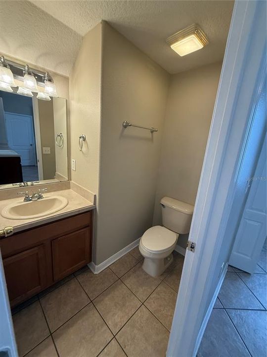 En Venta: $339,900 (4 camas, 2 baños, 2164 Pies cuadrados)