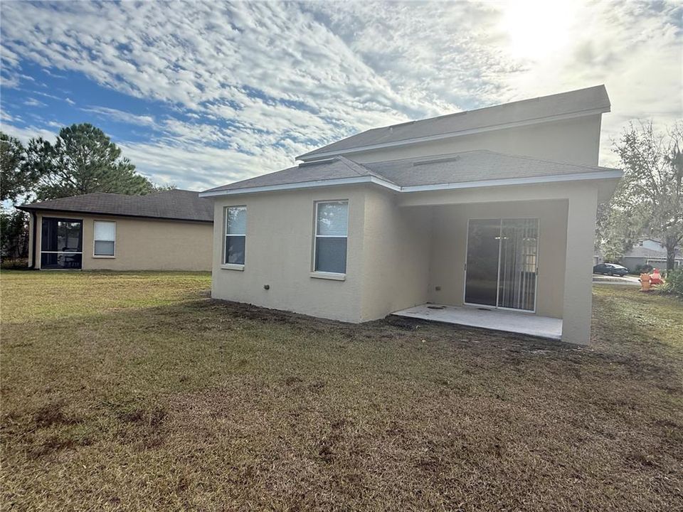 En Venta: $339,900 (4 camas, 2 baños, 2164 Pies cuadrados)