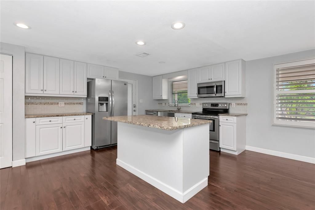 En Venta: $389,999 (2 camas, 1 baños, 1280 Pies cuadrados)