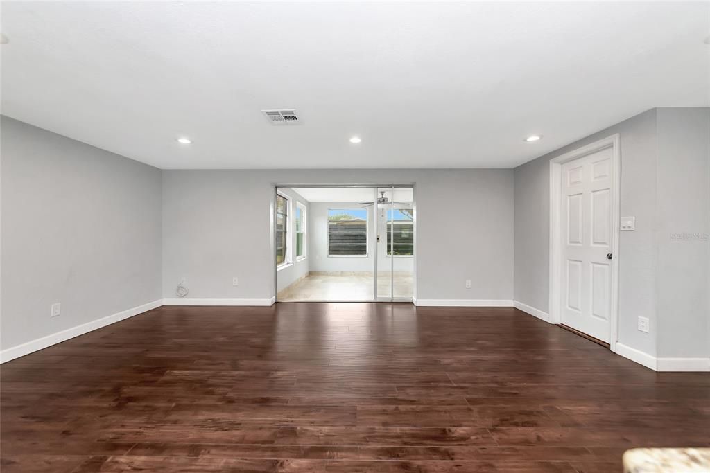 En Venta: $389,999 (2 camas, 1 baños, 1280 Pies cuadrados)