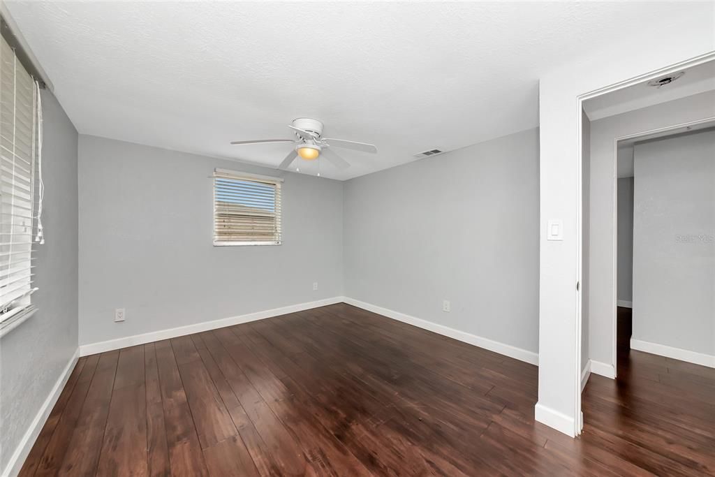 En Venta: $389,999 (2 camas, 1 baños, 1280 Pies cuadrados)